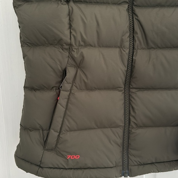 The North Face 700 Down Puffer Vest - XS - Picture 3 of 16